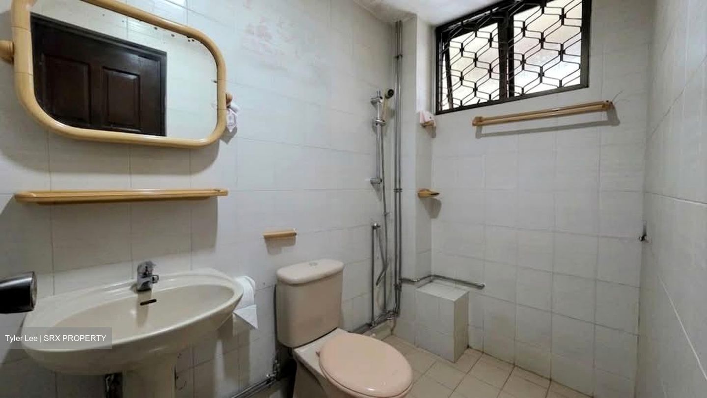 Jalan Pakis (D23), Semi-Detached #575856441